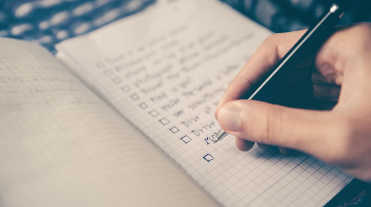 What Do You Need to Know Before Hiring A Contractor?